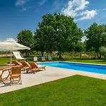 House With A Swimming Pool Tar - Porec - 22774